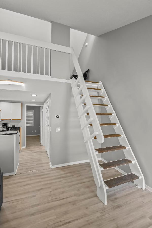 New King With Loft Beach Near Gulf Gulfport Exteriör bild